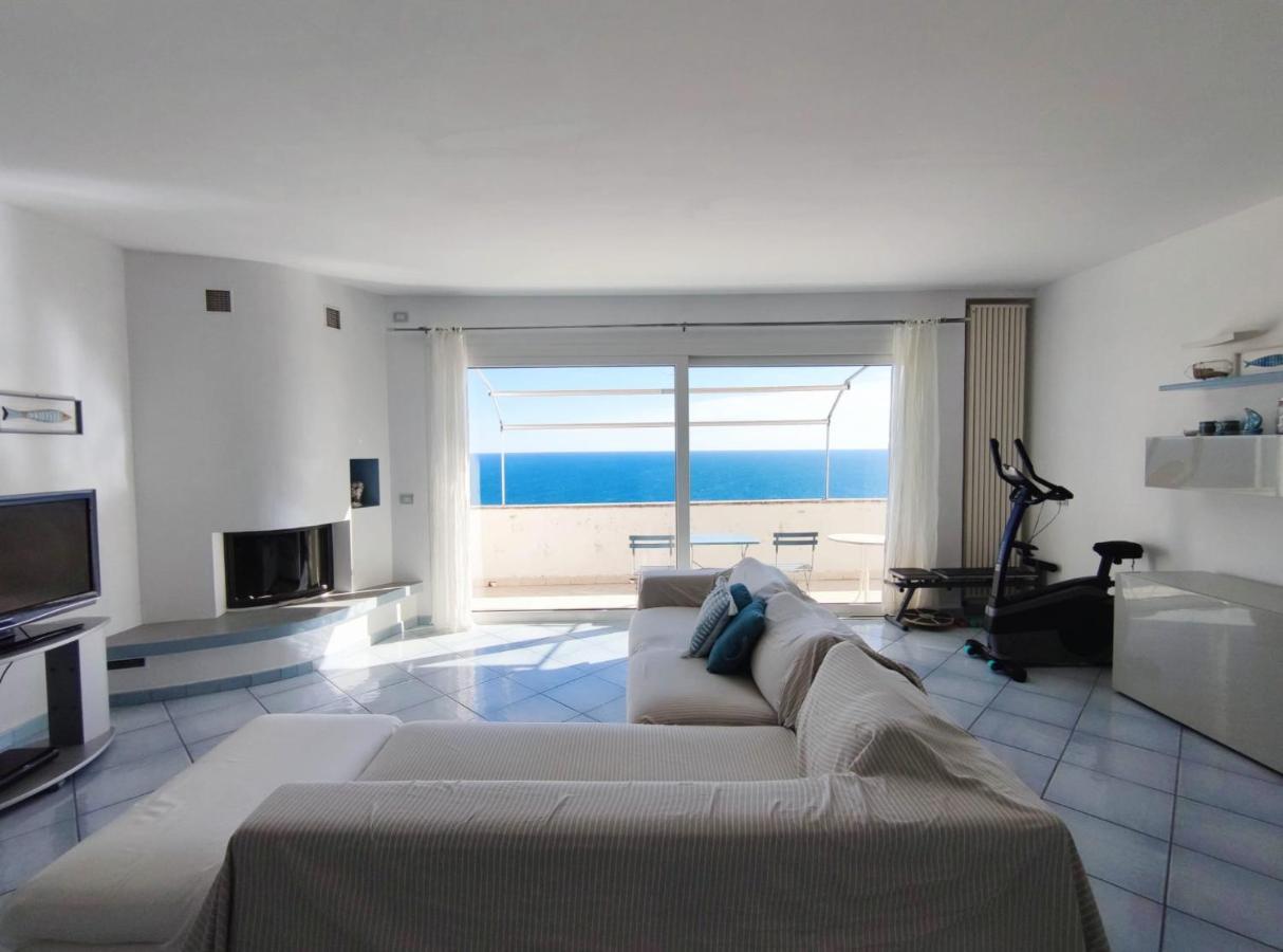 Villa Ischia Attico Sul Mare A Verezzi Borgio Verezzi Buitenkant foto